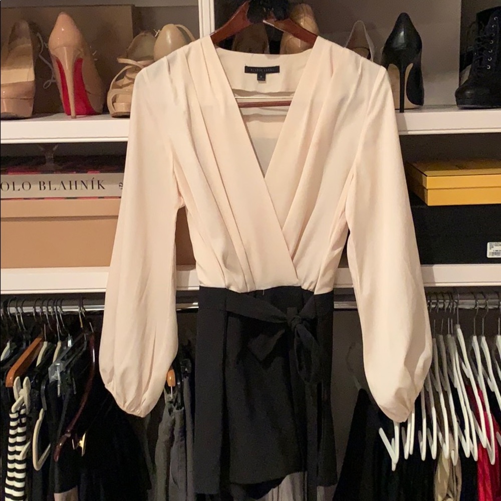 Billow sleeve wrap romper